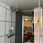 船上ホテル Unitas ロッテルダム