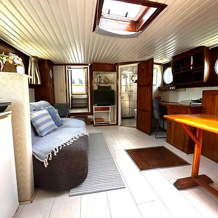Botel Unitas