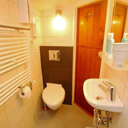 Hotel na wodzie Unitas *