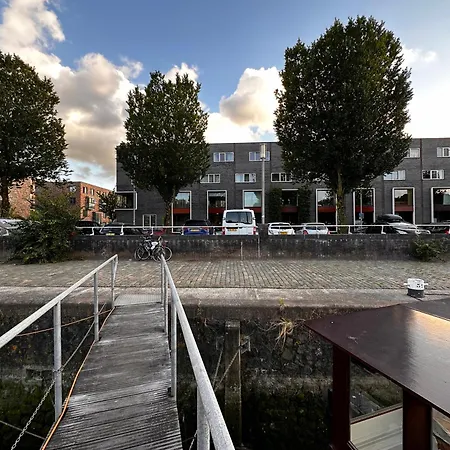 Unitas Bådhotel *