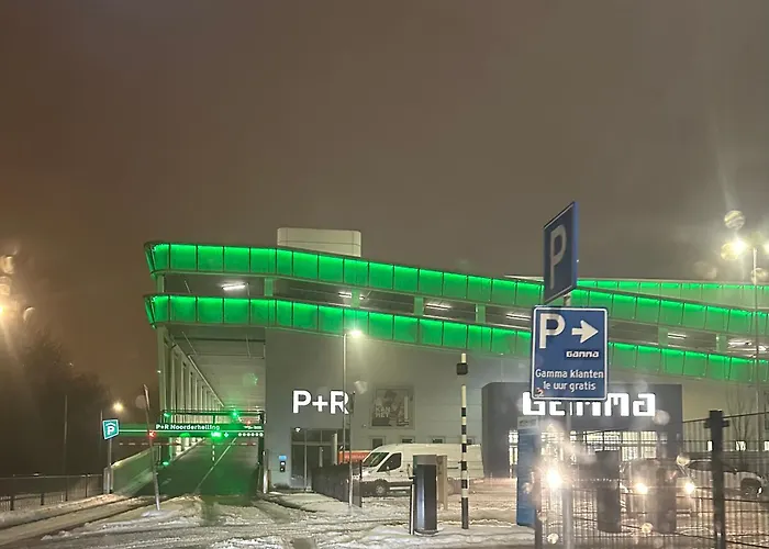 Unitas Úszó hotel *